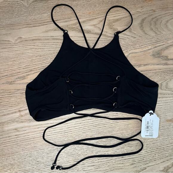 NWT DUNDAS x REVOLVE Cyrus Cropped Halter Top Wrap Around Ties Sample Size Small - Picture 2 of 5